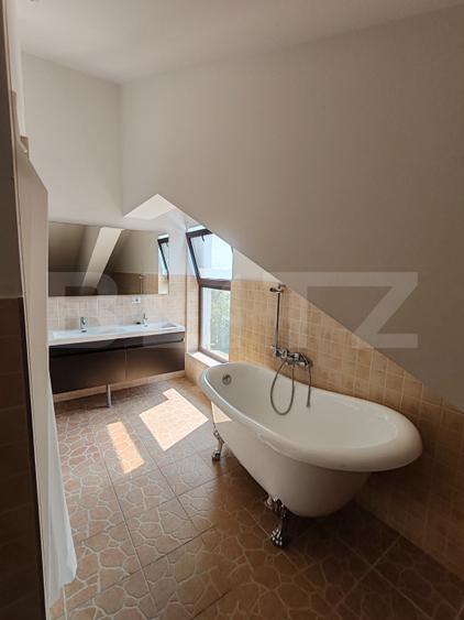 Penthouse în zona Centrală – 240 mp, priveliște panoramică