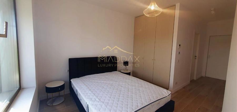 Penthouse cu 3 camere/ 107 mp utili / terasa 143 mp/ Stefan cel Mare