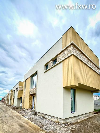 Casa individuala, 4 camere, Gradina si 2 parcari
