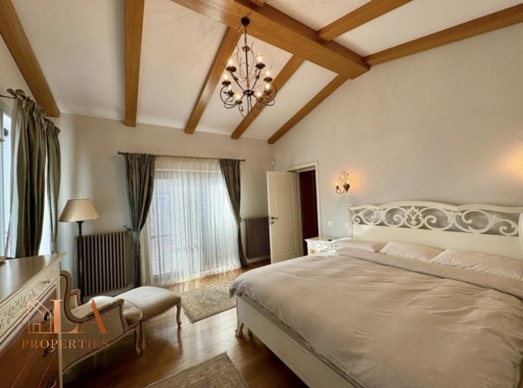 Vila 7 camere mobilata | Teren 1118mp | Piscina acoperita I Domnesti