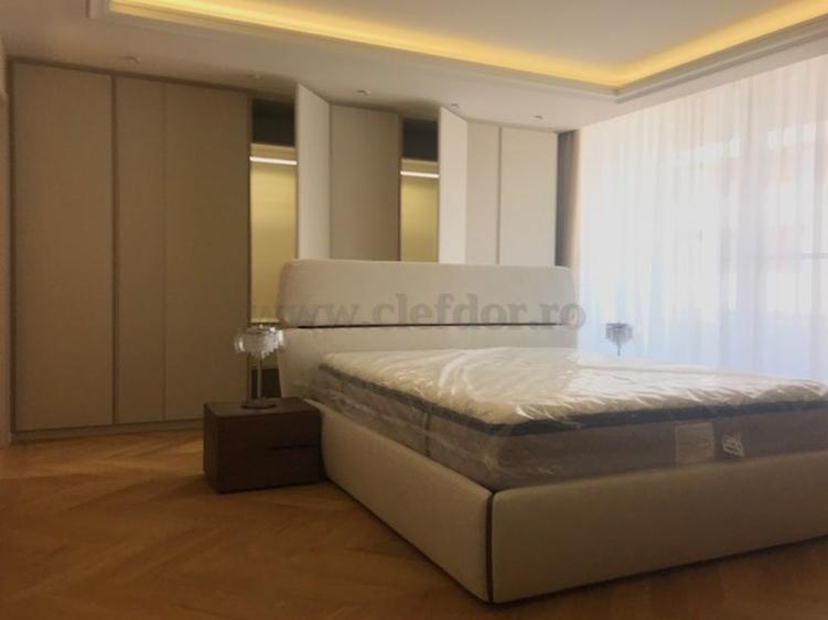 Apartament cu 4 camere de închiriat în zona Primaverii