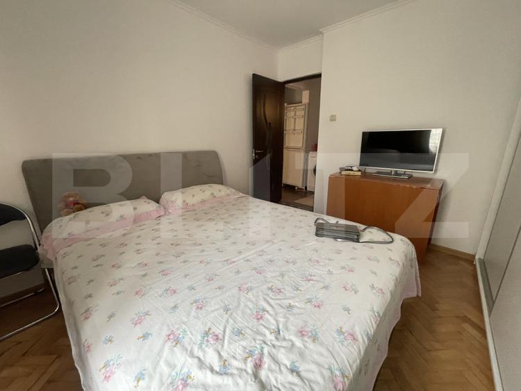 Apartament de vanzare,3 camere, 68 mp, garaj, zona Brădet