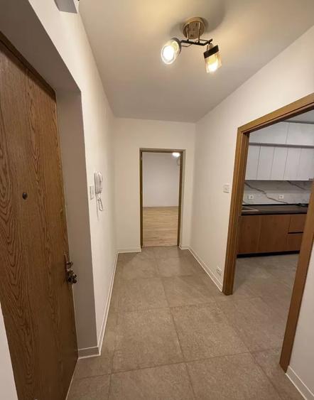 Apartament 2 camere, Mall Vitan, renovat, decomandat, ideal birouri