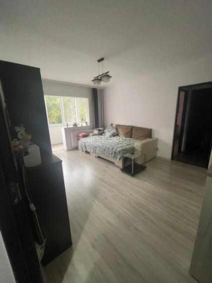 INCHIRIERE APARTAMENT 2 CAMERE ETAJ 1 /4 - 2
