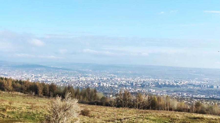 Teren intravilan de 2504 mp, font 21 m, panorama deosebita, Feleac