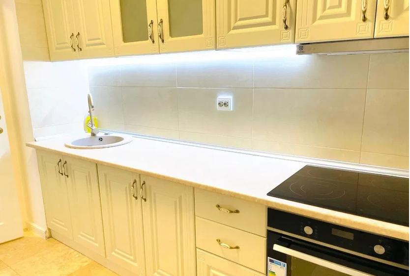 Apartament 3 camere, decomandat, 68 mp, ac, metrou aproape, 1 Decembrie 1918