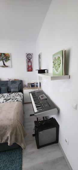Proprietate Exclusivistă: 2 Case, Piscină și Teren de Tenis pe 3833 mp - 20