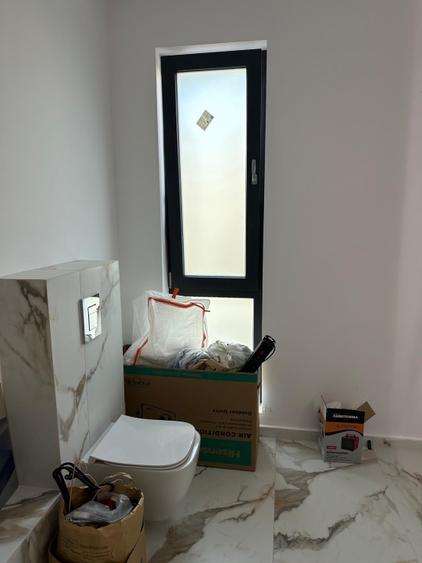 Central, single, 14 locuri de dormit, 3 locuri parcare,, incalzire pardoseala