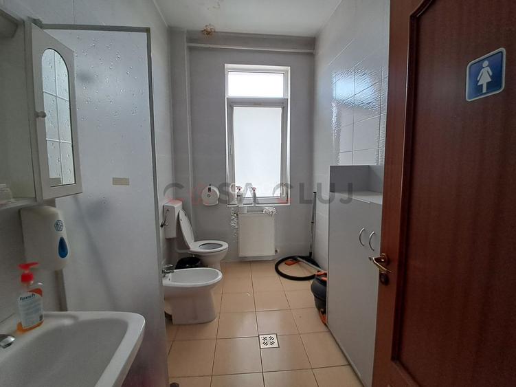 Apartament de 5 camere în Vilă , ideal ivestiție, parcări - 9
