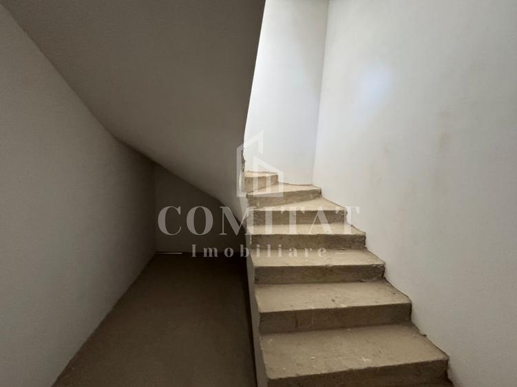 Casa tip duplex în Baciu