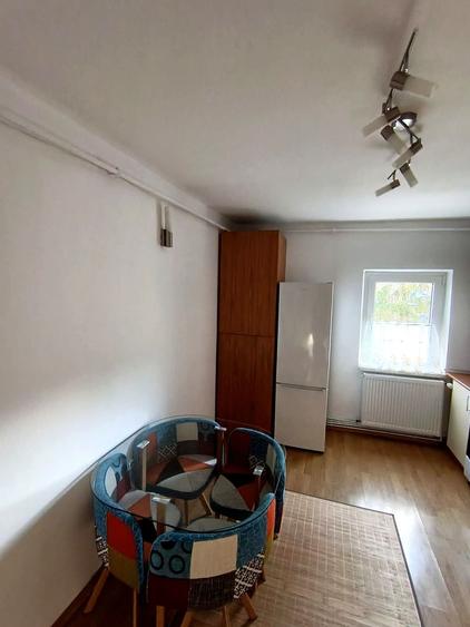 Apartament cu 2 camere, 55 mp, centrală proprie și aer condiționat
