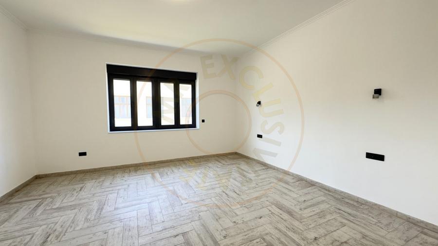 Inchiriere Casă 3 camere 154 mp, Teren 630 mp - Str. T. Vladimirescu - Carei