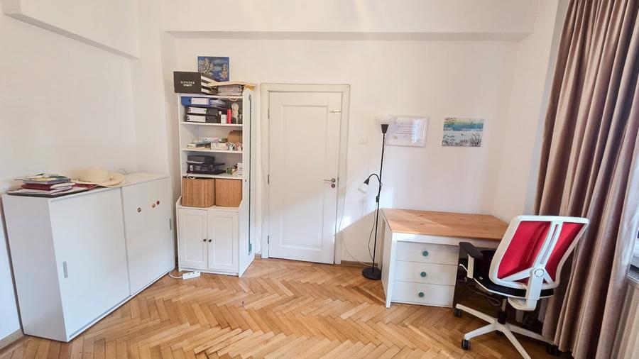 Apartment 3 camere in zona Unirii