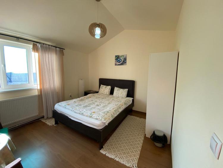 Închiriere casă mobilată, 200 mp., 5 camere, Luna de Sus.