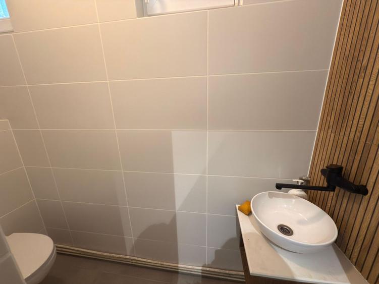 Spatiu Comercial - 80 mp - Zona Girocului