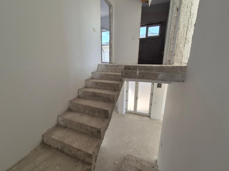 DUPLEX (LA GRI), P+1E+M, 122mpu, TEREN 248mp, CHIAJNA-ALEEA NUCILOR