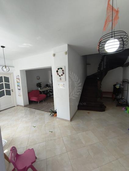 SALON INFRUMUSETARE//CLINICA// AFI PLOIESTI//