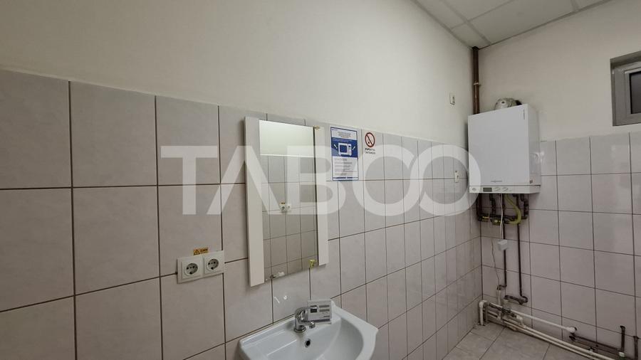 Spatiu comercial cu 2 camere 132 mpu parter cu vad auto Turnisor Sibiu