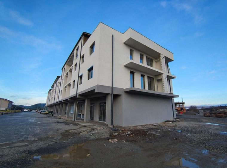Ap. NOU 3 camere,64mp, Et.1 Selimbar -Comision 0%