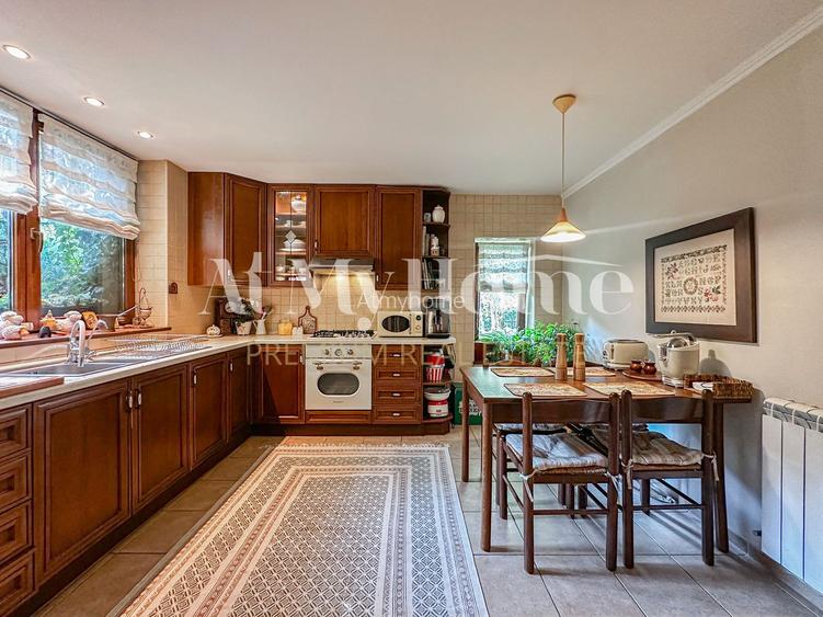VIla cocheta, strada privata, in apropierea padurii, Iancu Nicolae - 3