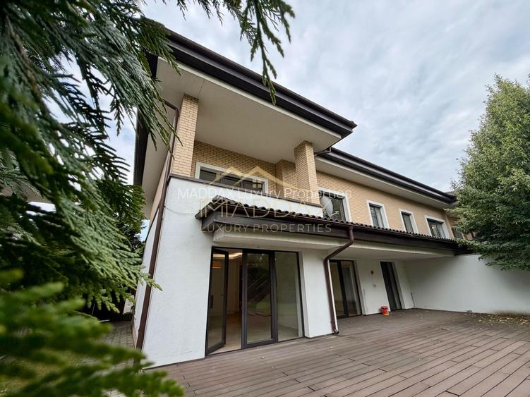 Vila cu 9 camere *900 teren* & piscina privata // Pipera - 50