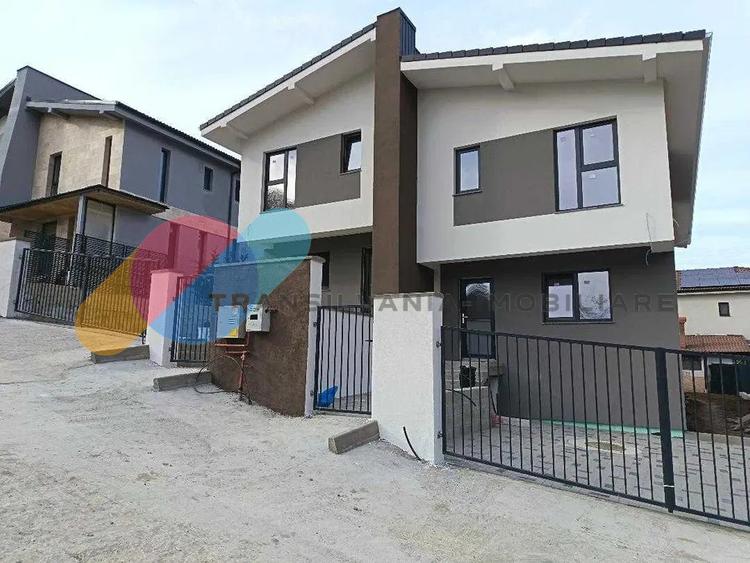 Unitate Duplex, 172 mp, Floresti