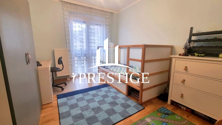 APARTAMENT DE VÂNZARE 4 CAMERE ETAJ 1 BALCON BOXĂ LIFT PARCARE CENTRAL
