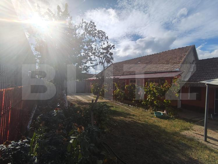 Casa de vanzare in Sinicolau Roman cu teren generos de 1200mp