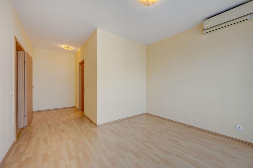 Tian, Rasarit de Soare, 4 camere, 2 locuri parcare subteran, boxa