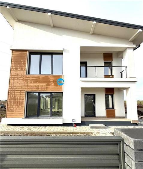 Casă deosebită, finisaje premium, 140 mp, Transanapet Miroslava