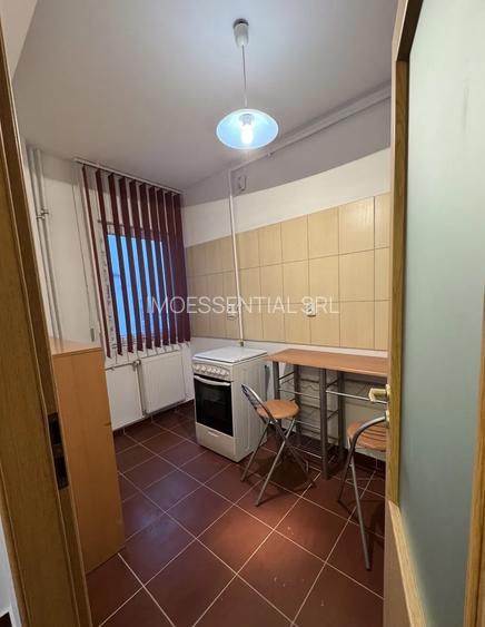 Garsoniera Drumul Taberei metrou Valea Ialomiței zona Brâncuși - 6