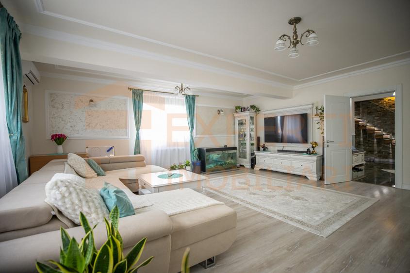 CASA P+1+M, situata in zona KAMSAS