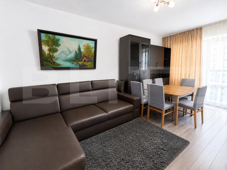 Apartament 2 camere, 56 mp, etaj intermediar, parcare inclusa.