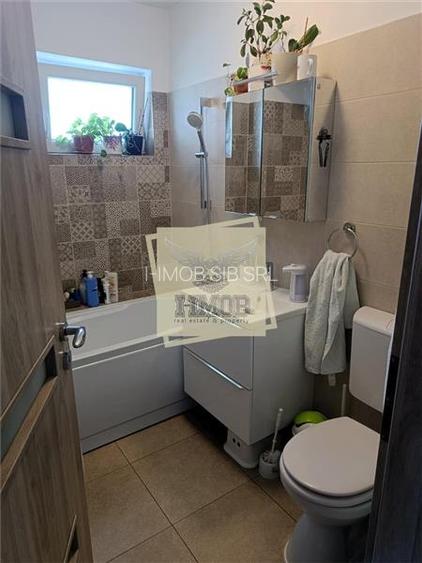 Apartament spatios cu vedere spre munti | 3 camere | Calea Surii Mici - 8