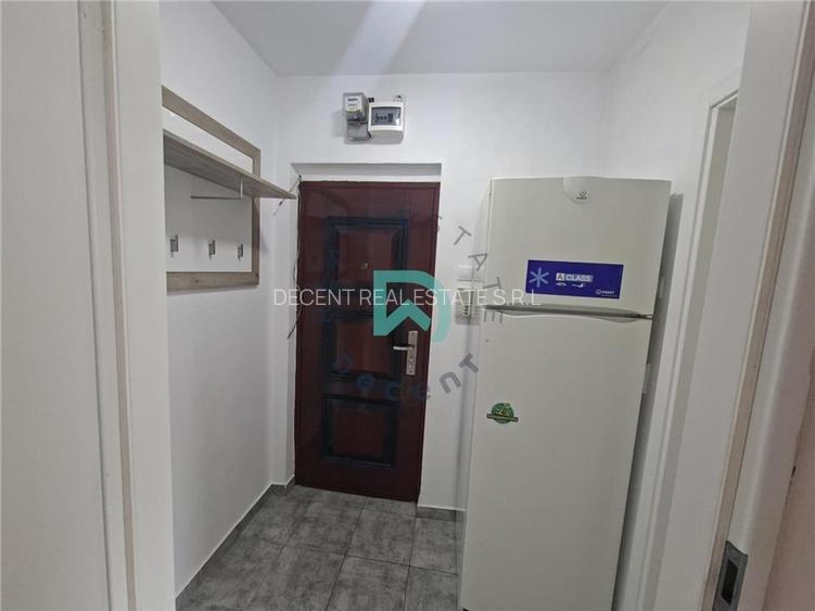 Apartament 2 camere Florilor, comision 0, etaj intermediar, loc de parcare - 12