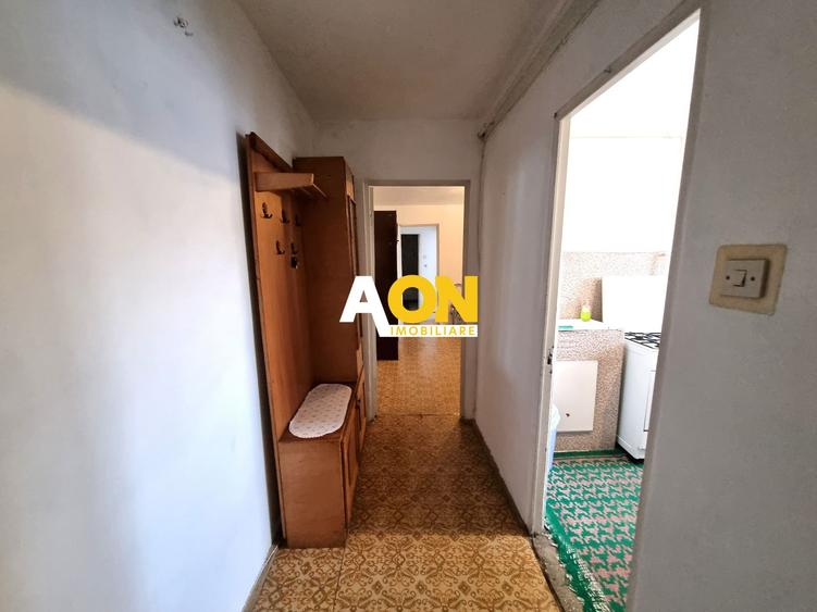 De vanzare apartament 2 camere, Cetate