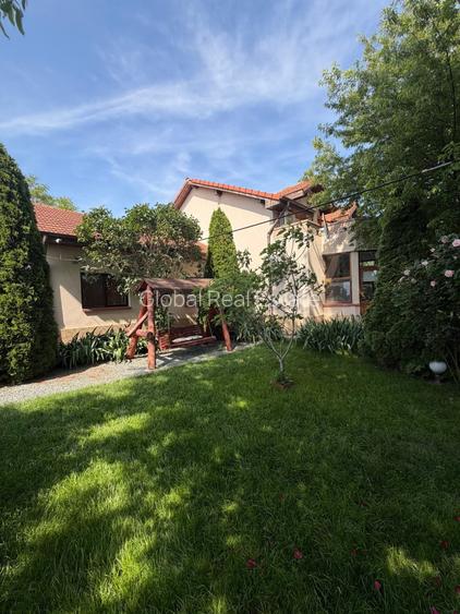 Vila 6 Camere P/M Teren 1000mp Poiana - 24