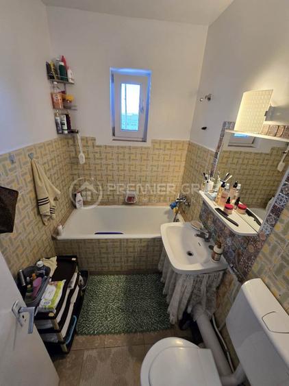 Apartament 3 camere 70mp 2 balcoane, Podu Ros, CT+ AC