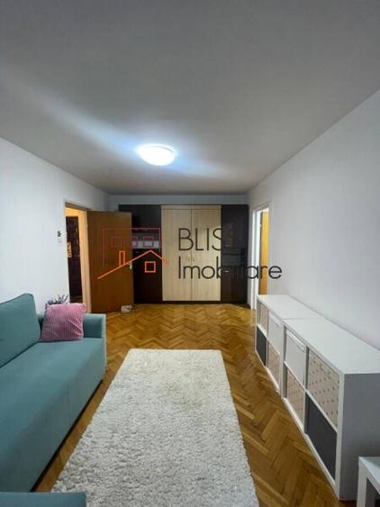 Apartament cu 2 camere și balcon cu vedere la parc