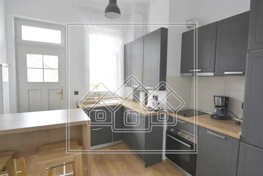 Apartament 2 camere, confort lux, 70 mp utili - zona Centrala