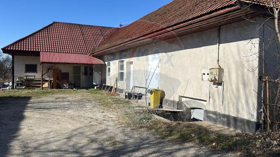 Spațiu industrial Brutarie de închiriat în Recea langa biserica