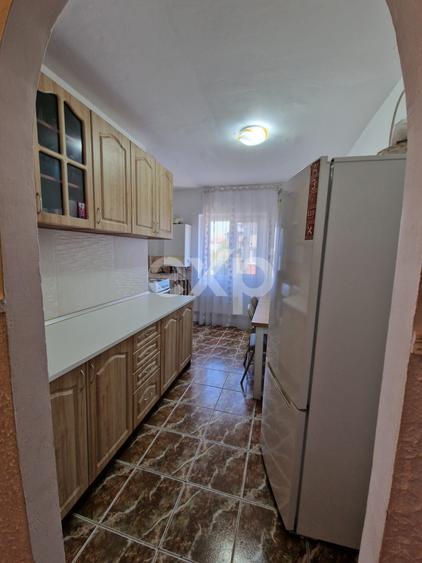 APARTAMENT 3 CAMERE DE INCHIRIAT – MICRO 3