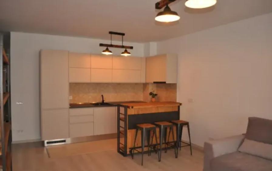 UNIRII METROU UTILAT MOBILAT FINISAJE NOI BALCON SUPERB TOTUL NOU RENOVAT LUX