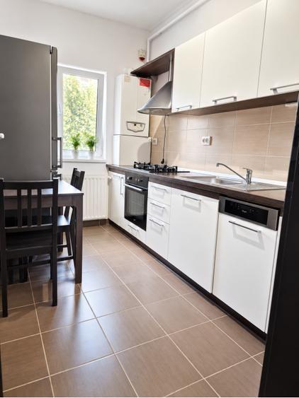 Apartament proaspăt renovat – prima închiriere - Complet mobilat și utilat - Apr