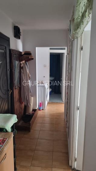 Inchiriere apartament 2 camere, etaj 1 - zona Kaufland - 10