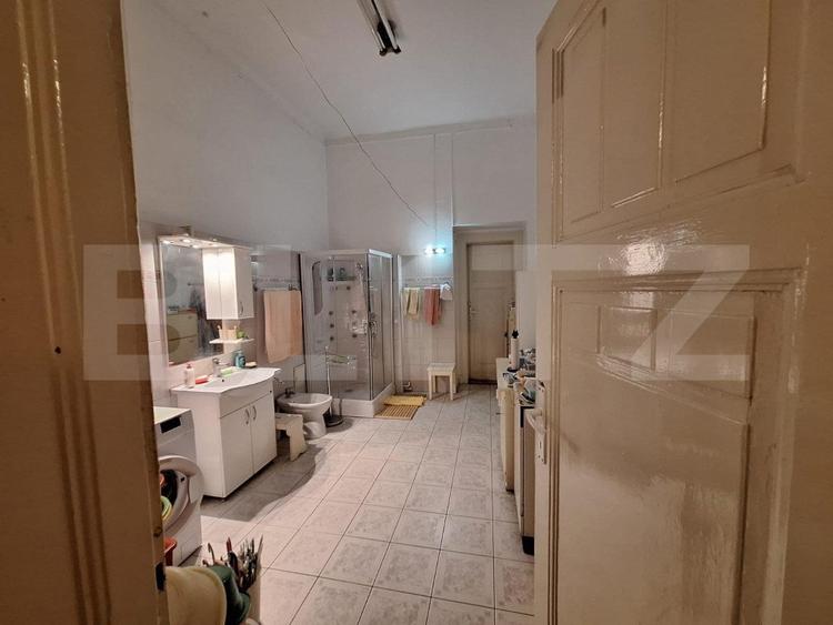 Ocazie, apartament 220 mp in Piata Victoriei, vedere la catedrala/Timisoara