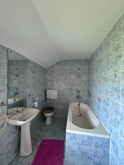Casa tip triplex cu 4 camere de inchiriat !!!!