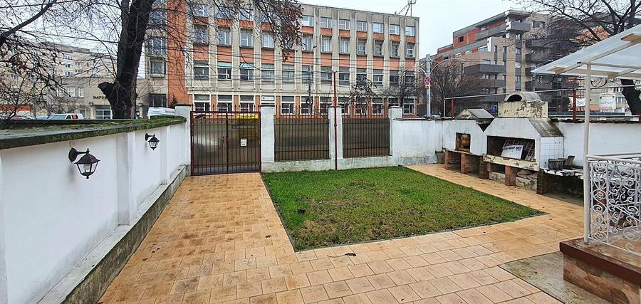 Spatiu comercial 80 mp