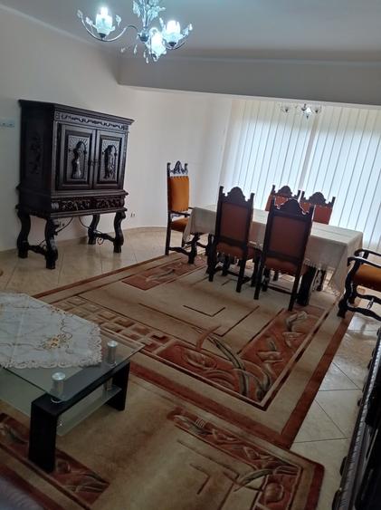 Casa / vila Gavana 3 , mobilata / utilata , finisaje clasice !