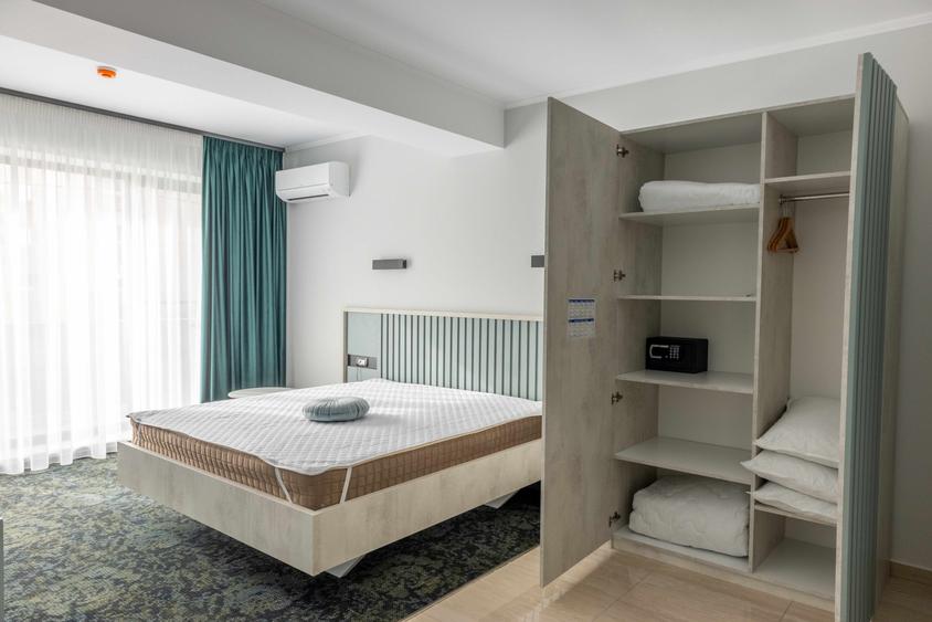 Mamaia Nord Hotel 4 **** Nou De Vanzare P+4+Restaurant Situat La 5 min De Plaja